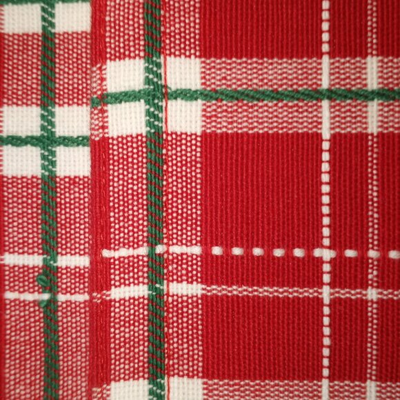 'CRATE & BARREL' Set of Four Yuletide Plaid placemats NEW/Unused - Picture 2 of 5